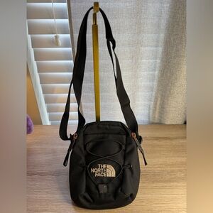 EUC The North Face The Jester Crossbody in Rose Gold